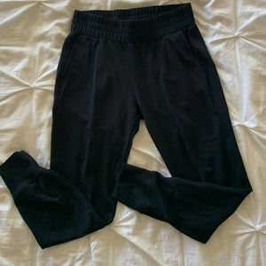 CABI BLACK PIVOT JOGGER